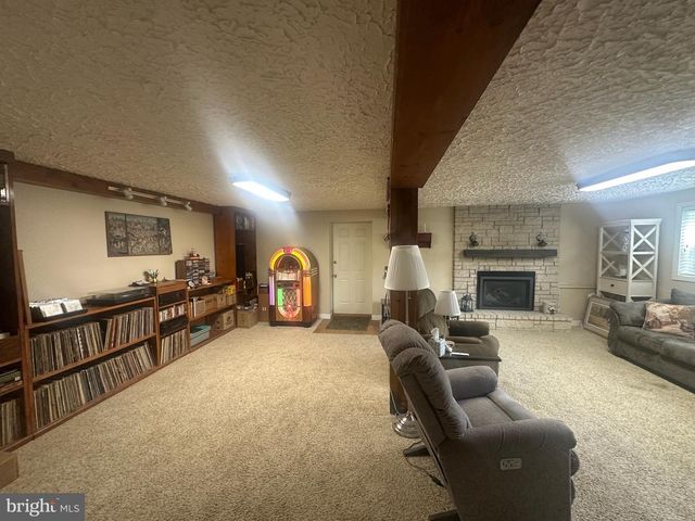 270 HILLTOP VIEW WAY, Elizabethtown, PA 17022