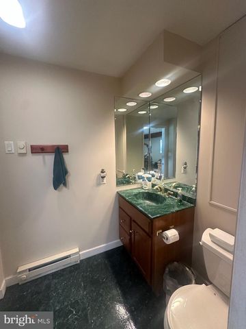 270 HILLTOP VIEW WAY, Elizabethtown, PA 17022