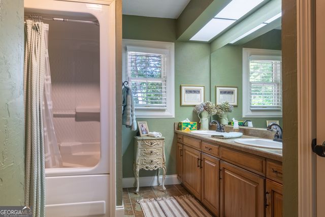 41 International Village Drive, Helen, GA 30545