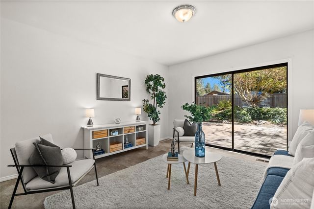 25306 212th Place SE, Maple Valley, WA 98038