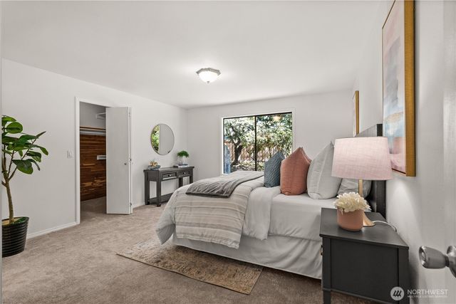 25306 212th Place SE, Maple Valley, WA 98038