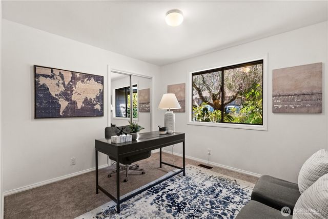 25306 212th Place SE, Maple Valley, WA 98038