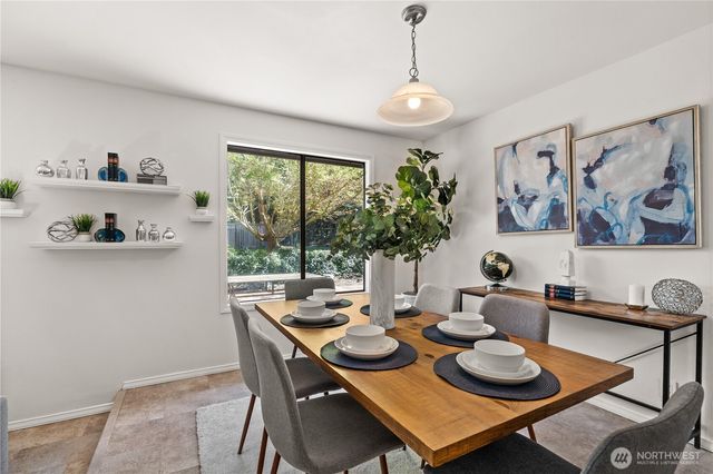 25306 212th Place SE, Maple Valley, WA 98038