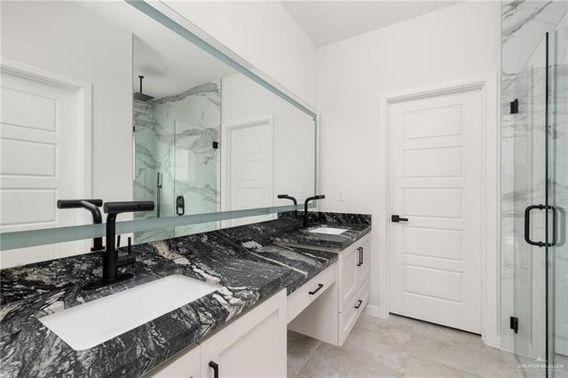 2113 Zinnia Street, Weslaco, TX 78596