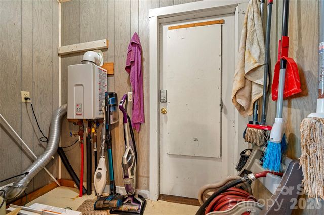 720 Sylvan Boulevard, Hendersonville, NC 28791
