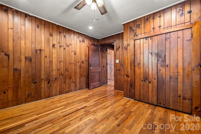 720 Sylvan Boulevard, Hendersonville, NC 28791