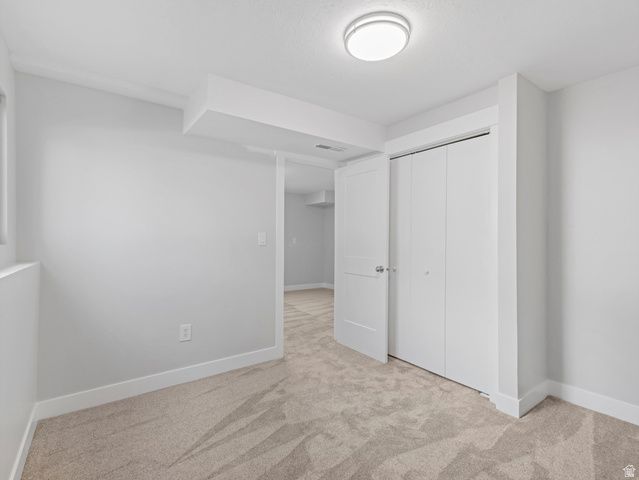 1384 E SUDBURY AVE, Sandy, UT 84093