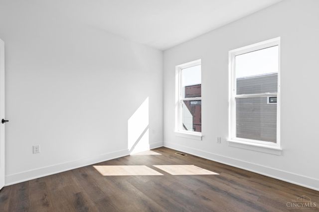 3006 Woodburn Avenue, Cincinnati, OH 45206