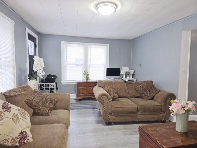 4404 Clinton Avenue, Minneapolis, MN 55419