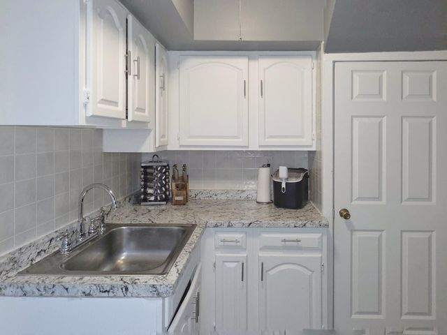 4404 Clinton Avenue, Minneapolis, MN 55419