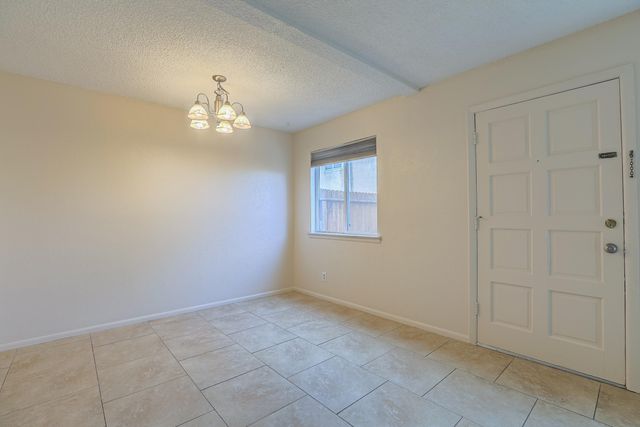 12009 Stilwell Drive NE APT B, Albuquerque, NM 87112