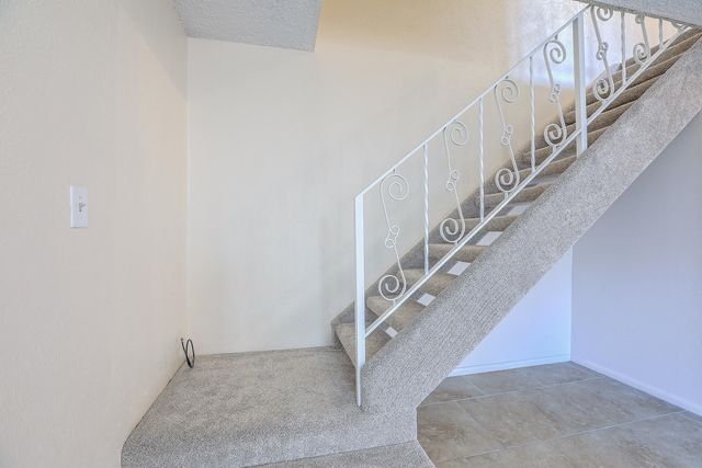 12009 Stilwell Drive NE APT B, Albuquerque, NM 87112