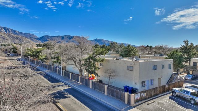 12009 Stilwell Drive NE APT B, Albuquerque, NM 87112