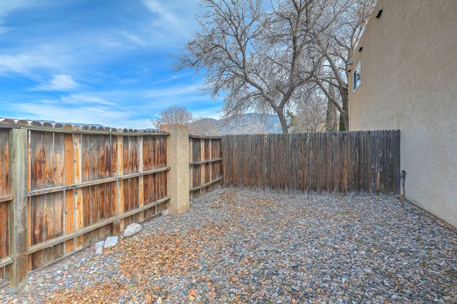 12009 Stilwell Drive NE APT B, Albuquerque, NM 87112