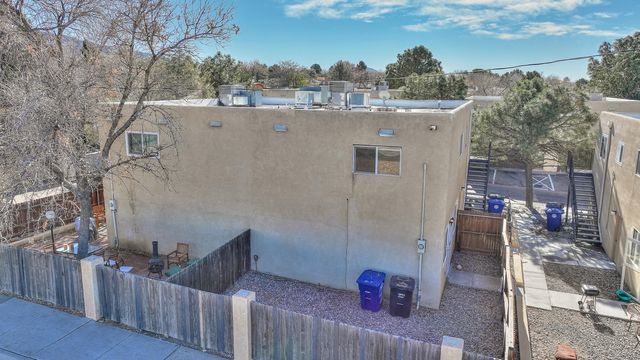 12009 Stilwell Drive NE APT B, Albuquerque, NM 87112