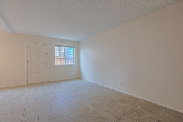 12009 Stilwell Drive NE APT B, Albuquerque, NM 87112