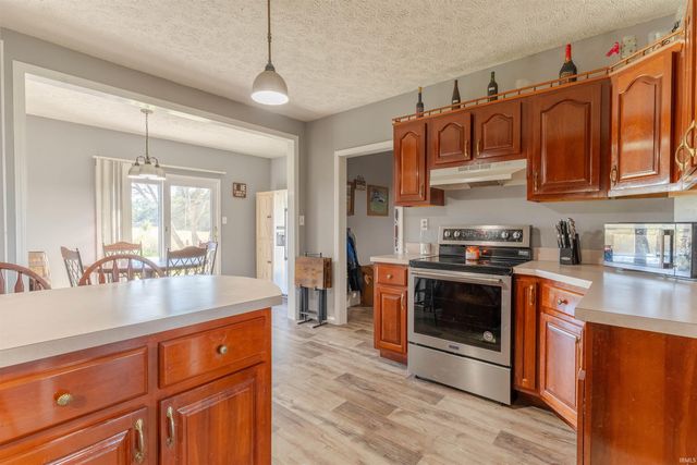 8681 FRENCH RIDGE Road, Tell City, IN 47586