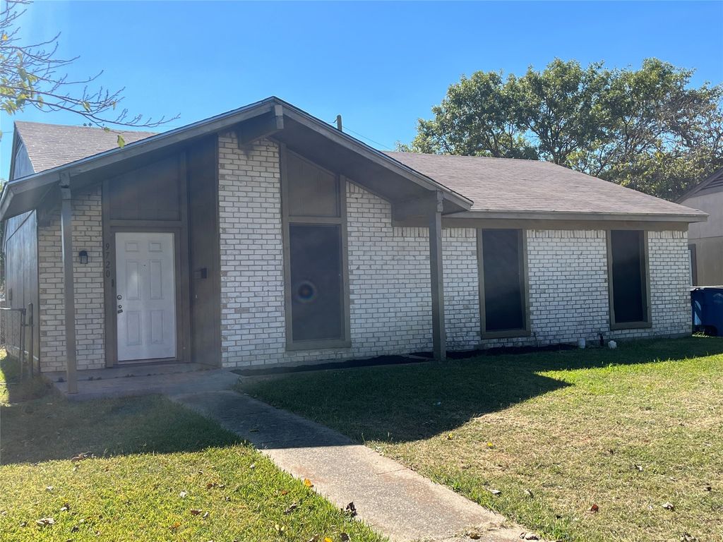 9720 Faircloud Drive, Dallas, TX 75217