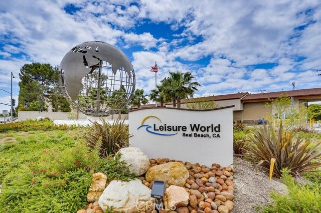 13580 Cedar Crest Lane 110L, Seal Beach, CA 90740