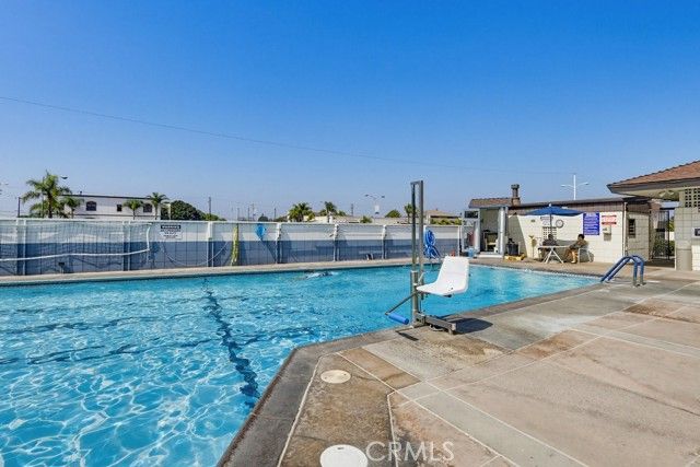 13580 Cedar Crest Lane 110L, Seal Beach, CA 90740