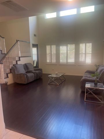 4666 Treasure Ct, Turlock, CA 95382