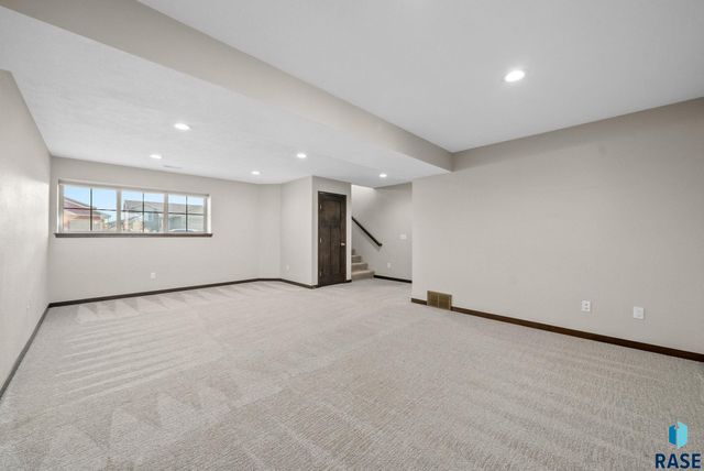 9424 W Liam St Street, Sioux Falls, SD 57106