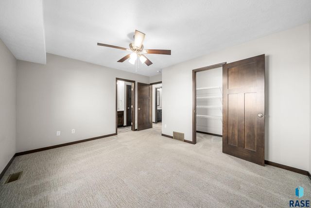 9424 W Liam St Street, Sioux Falls, SD 57106