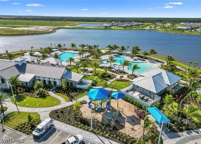 4584 Centaurus CIR, Naples, FL 34120