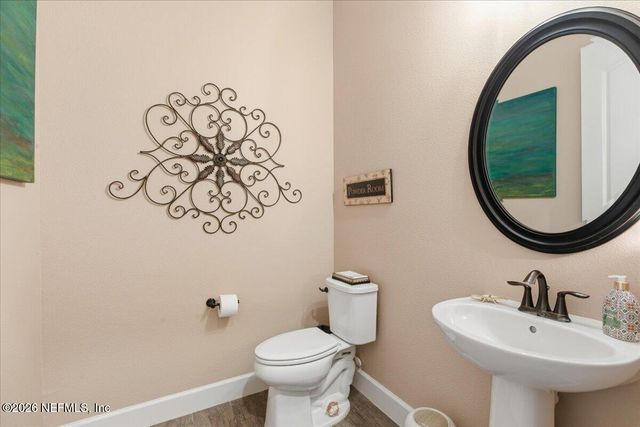 8489 MABEL Drive, Jacksonville, FL 32256