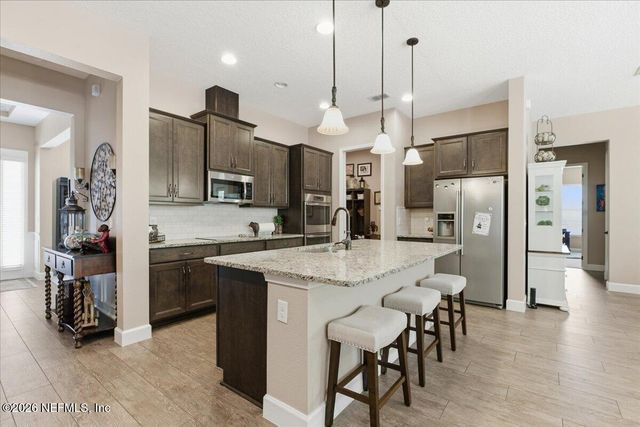 8489 MABEL Drive, Jacksonville, FL 32256