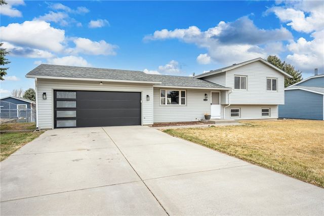 1127 Patriot Street, Billings, MT 59105
