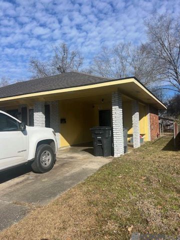 11567 E Black Oak Dr, Baton Rouge, LA 70815