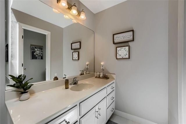 152 Oakwood Hills Drive, Suwanee, GA 30024