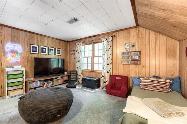 152 Oakwood Hills Drive, Suwanee, GA 30024