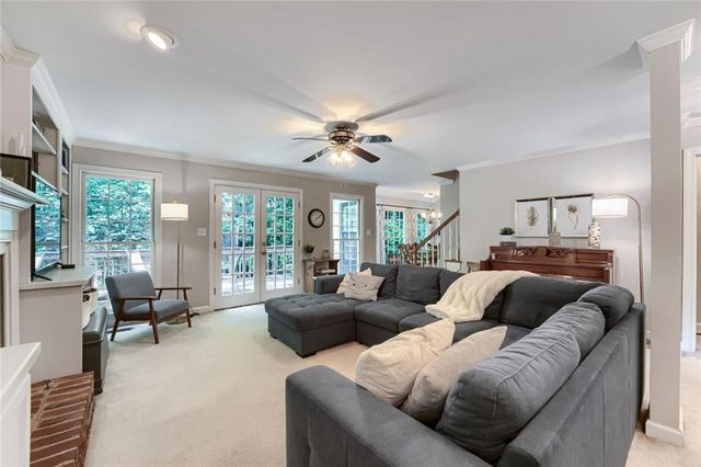 152 Oakwood Hills Drive, Suwanee, GA 30024
