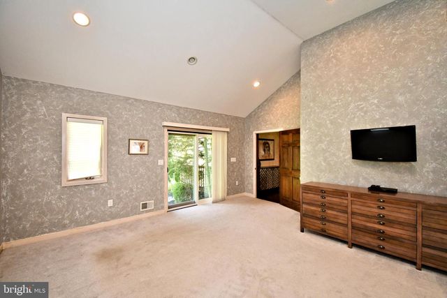 12 VIRGINIA LANE, Horsham, PA 19044