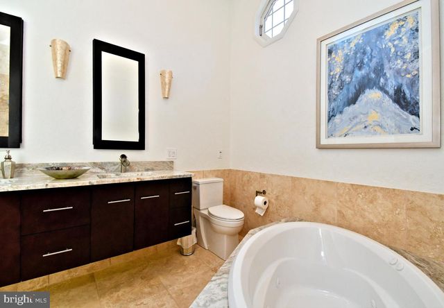 12 VIRGINIA LANE, Horsham, PA 19044