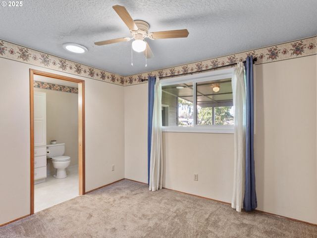 1075 PRINCETON Rd, Woodburn, OR 97071