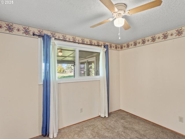 1075 PRINCETON Rd, Woodburn, OR 97071