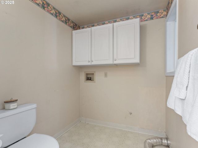 1075 PRINCETON Rd, Woodburn, OR 97071