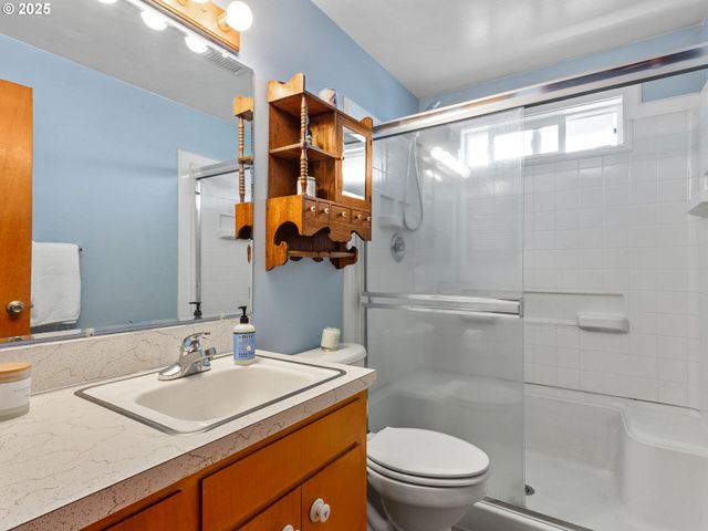 1075 PRINCETON Rd, Woodburn, OR 97071