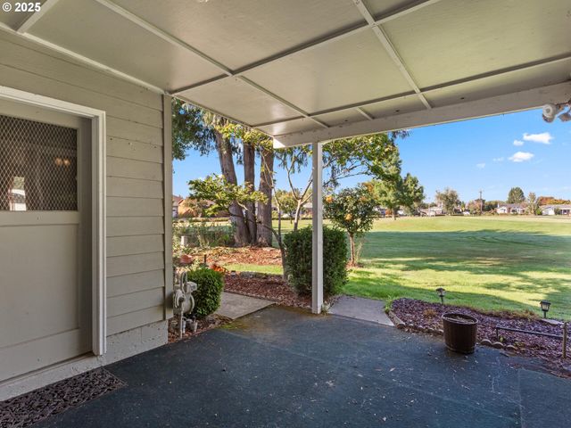 1075 PRINCETON Rd, Woodburn, OR 97071