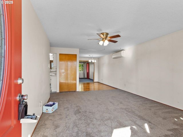 1075 PRINCETON Rd, Woodburn, OR 97071