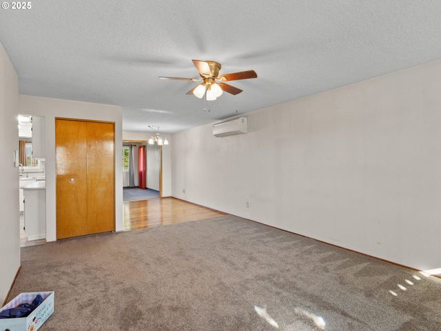 1075 PRINCETON Rd, Woodburn, OR 97071