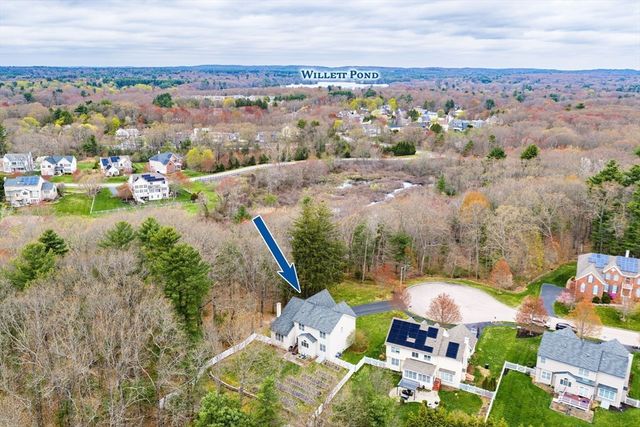 16 York Cir, Walpole, MA 02032