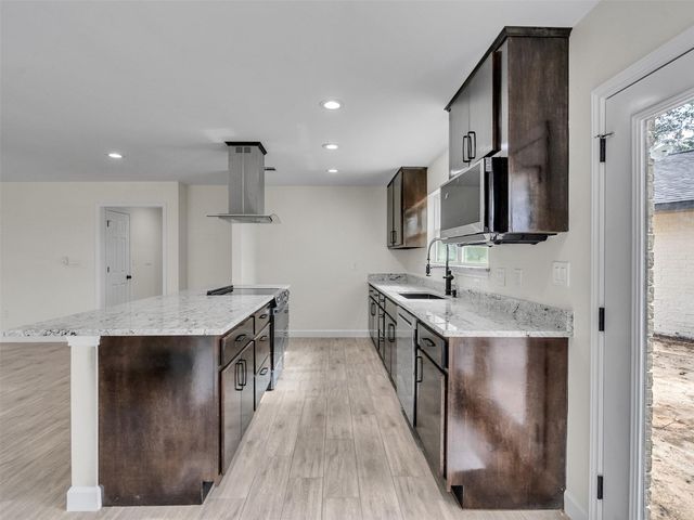 4835 County Road 380, Houston, TX 77583