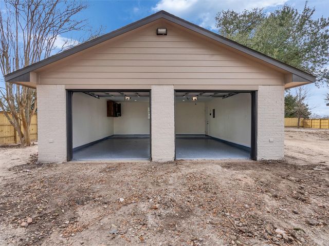 4835 County Road 380, Houston, TX 77583