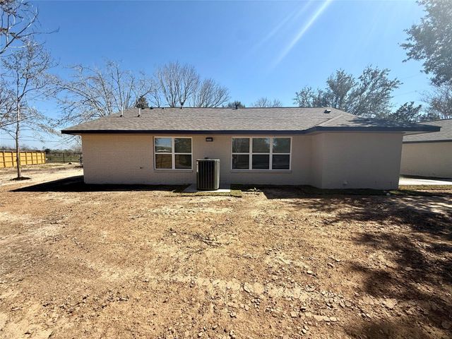 4835 County Road 380, Houston, TX 77583