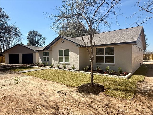 4835 County Road 380, Houston, TX 77583