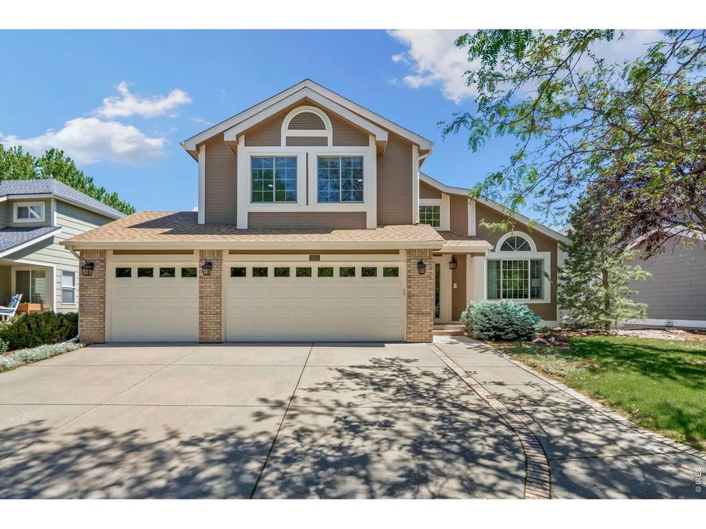 3625 Crestone Dr, Loveland, CO 80537